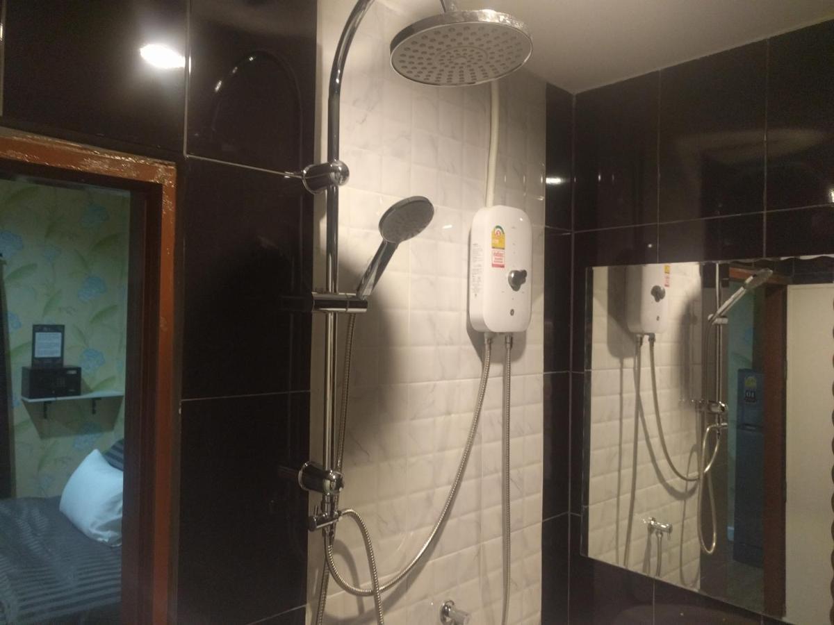 GW guesthouse Pattaya Eksteriør billede